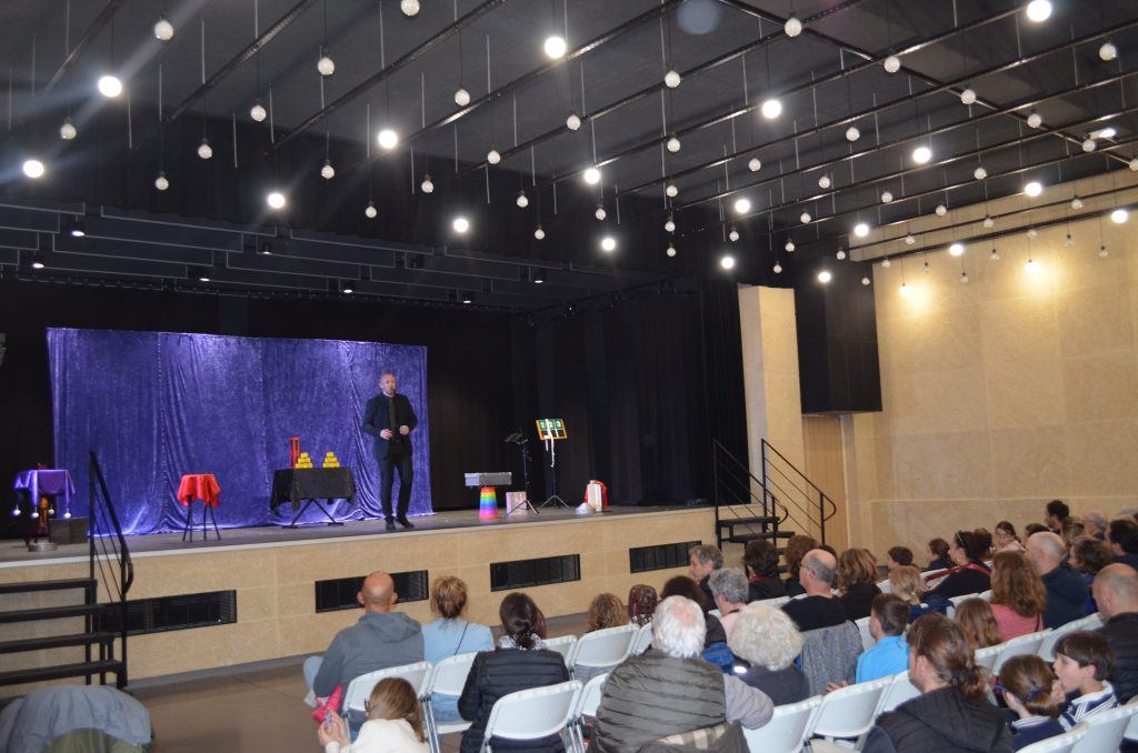 spectacle de magie associatif