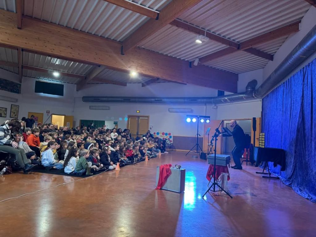 spectacle de magie associatif